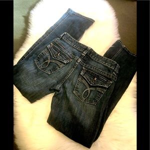 EUC Calvin Klein 28 / 6 Lean Boot Denim Jeans